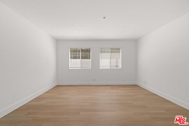 Building Photo - 16100 Sunset Blvd