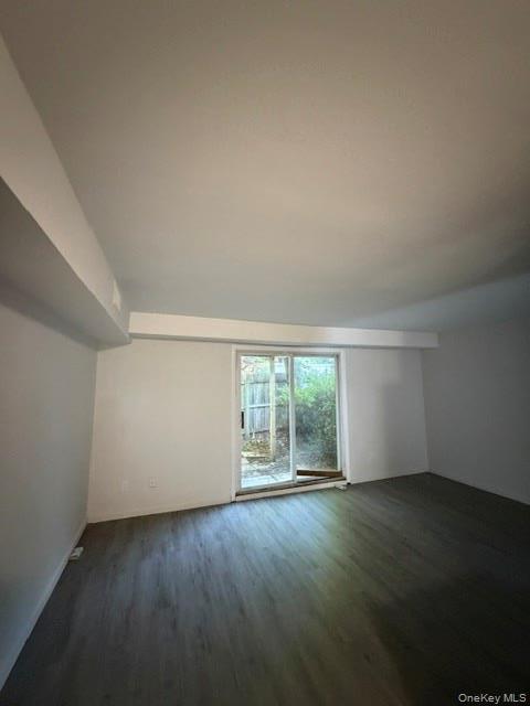 Building Photo - 121 Hill Spur