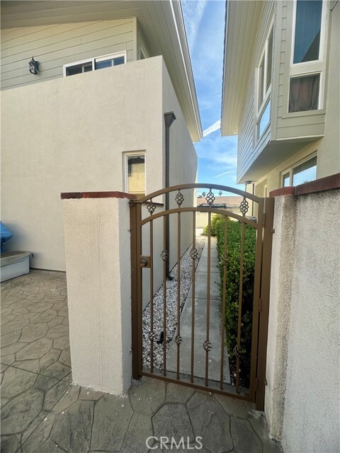 Building Photo - 119 Walnut Grove Ave