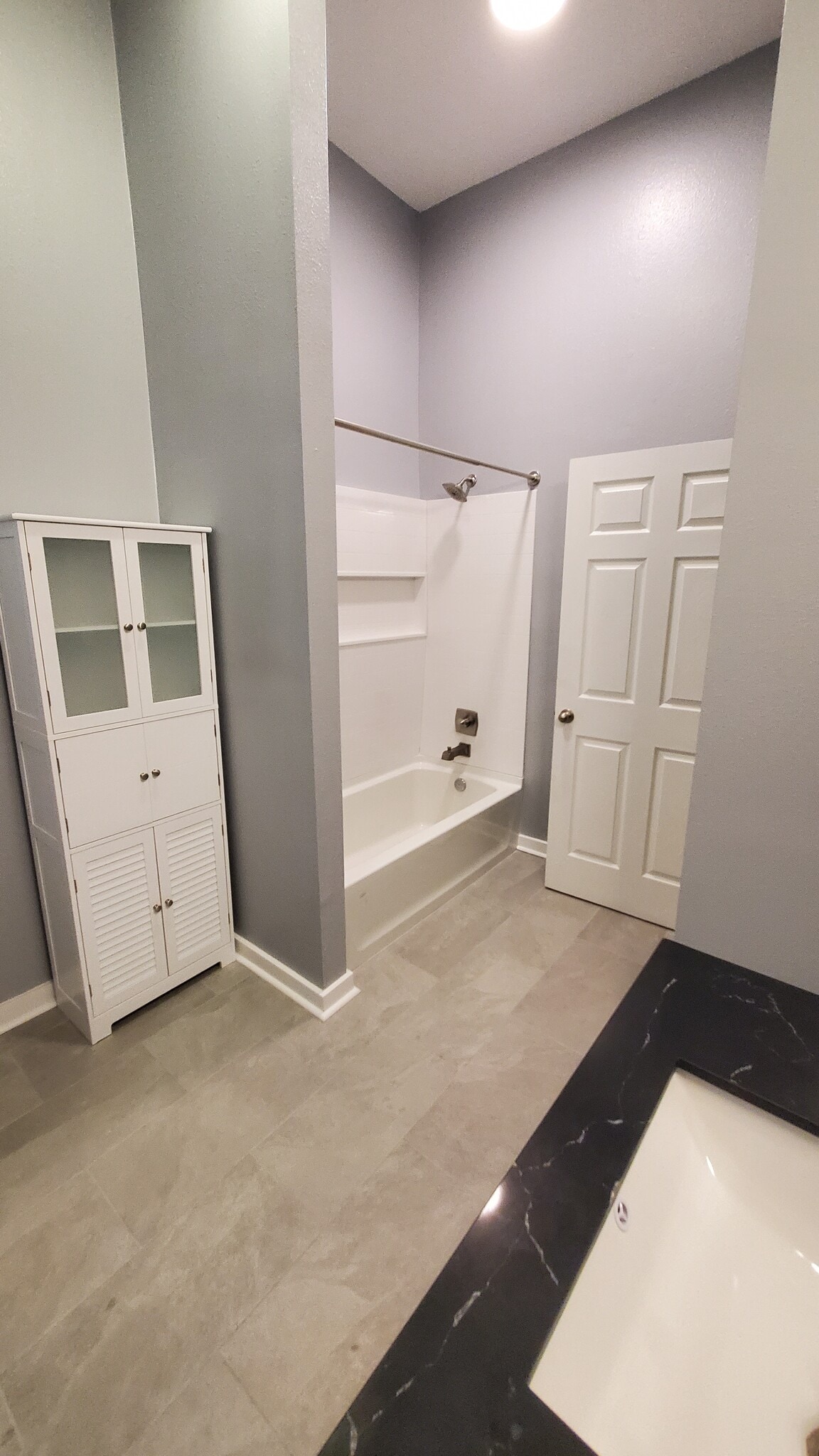 Bathroom - 2027 General Taylor St