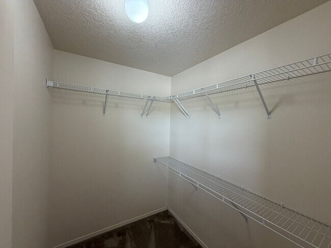 Building Photo - 4 Bedroom Home Available Near McMahon Blvd NW & Universe Blvd NW!