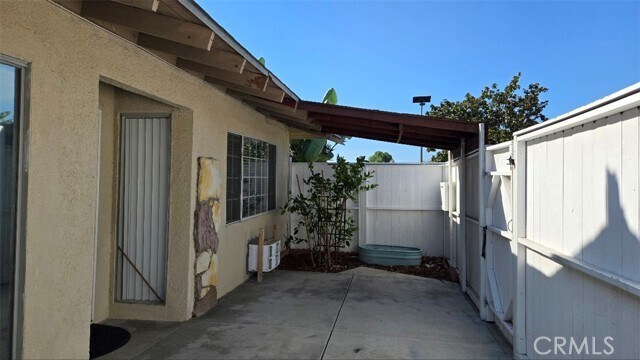 Building Photo - 2655 Andover Ave