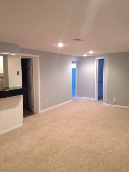 Building Photo - Fabulous Lakewood Home!