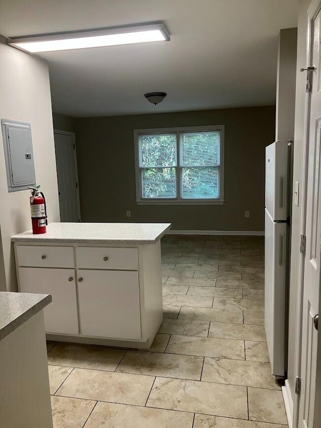 Building Photo - 241 Riley Ave