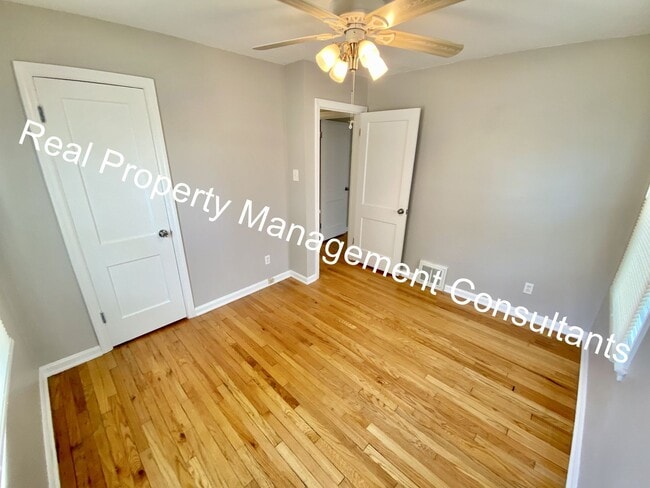 Building Photo - Charming 3-Bedroom Ranch Home in Roeland Park