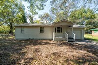 Building Photo - Grab This Dolomite Charmer Before It’s Gone!"