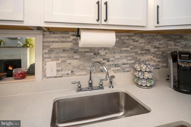 Building Photo - 206 Pleasants Dr