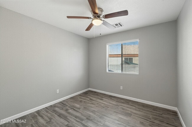 Building Photo - 8515 Placita De Lorena