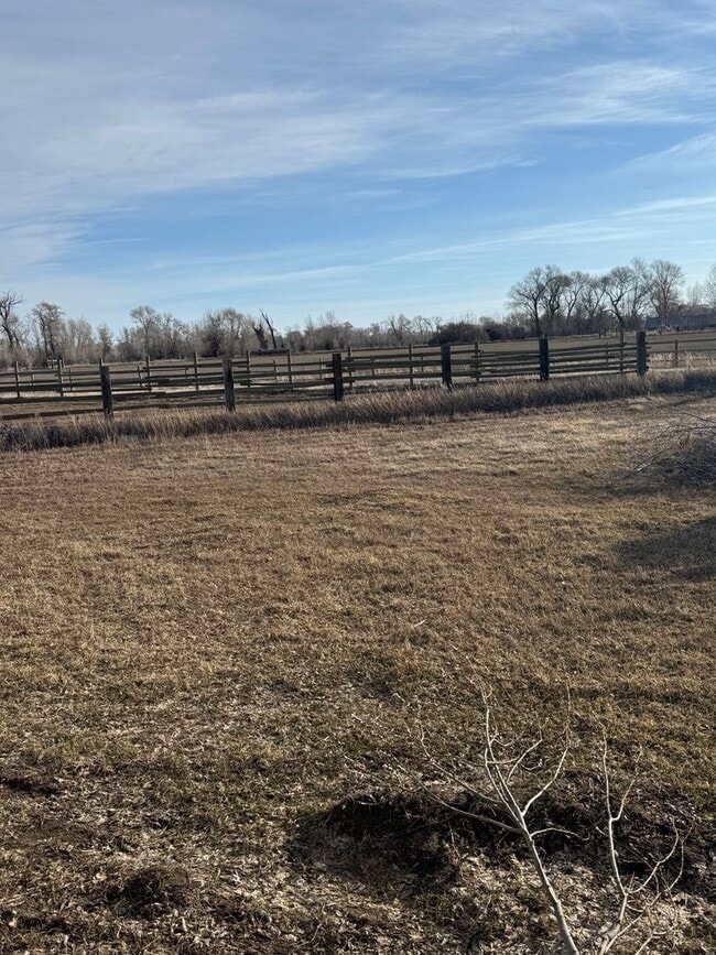 Building Photo - Completely Remodeled 4 Bed, 2 Bath Country Home – 1.5 Acres – Horse & Livestock Friendly!