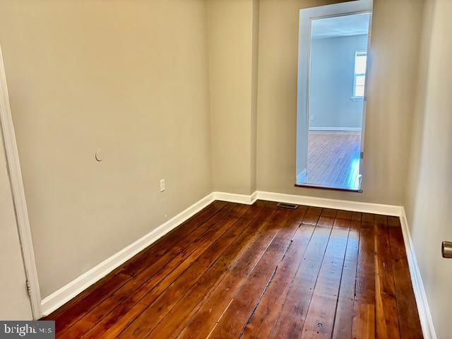 Building Photo - 2445 E Huntingdon St