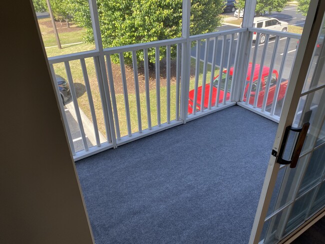 Building Photo - 4212 Sweetwater Blvd