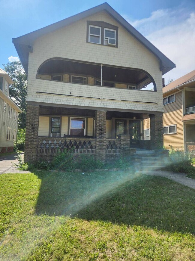 Primary Photo - 1676 Coventry Rd