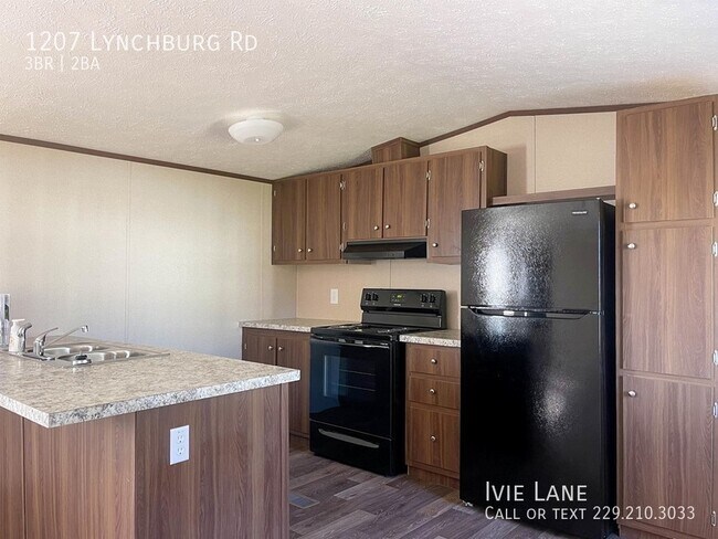 Building Photo - 1207 Lynchburg Rd
