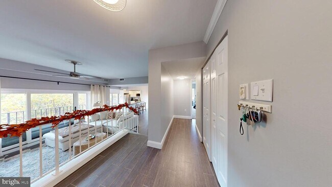 Building Photo - 124 Roberts Ln