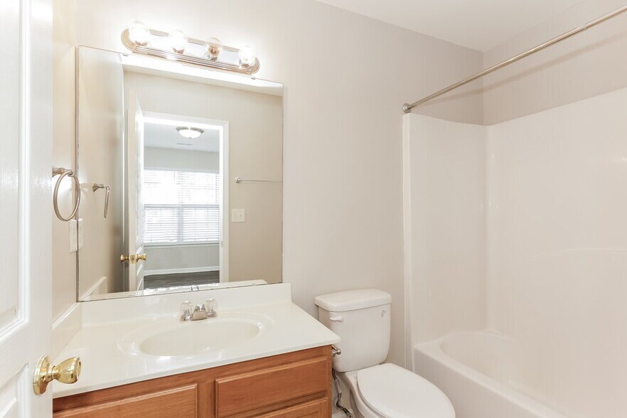 Building Photo - 3019 Nevin Pl Dr