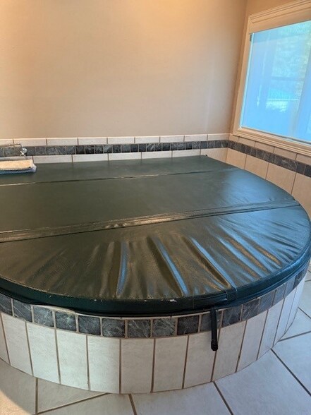 Building Photo - 1 Spring Hl