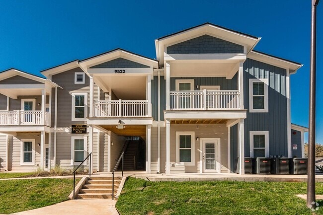 Building Photo - Village at Westland Cove Apartments