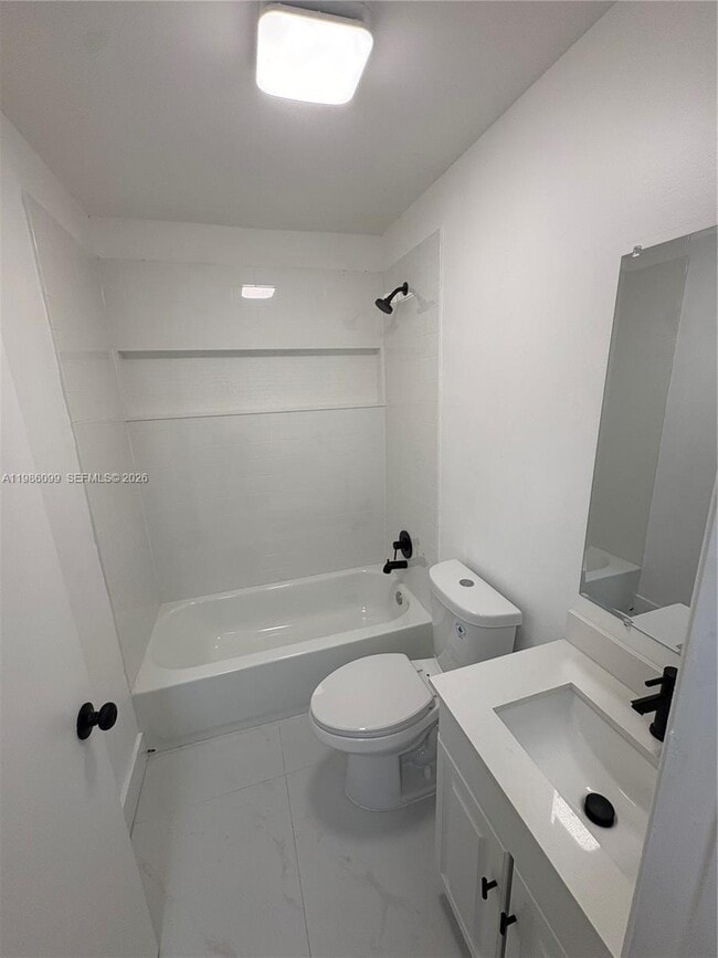 Building Photo - 1500 NW 4th Ave