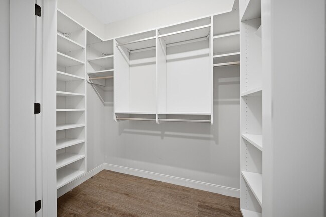 Building Photo - 18 Artisan Dr