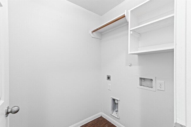 Building Photo - 2430 High Island Way