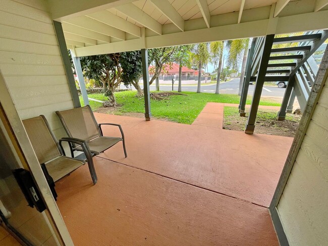 Building Photo - Spacious 1-Bedroom Ground Floor Unit in So...