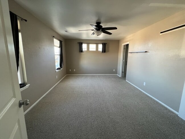 Building Photo - Completely upgraded home in Trailhead!