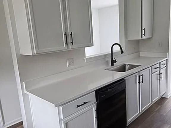 Building Photo - 2909 White Thorn Cir
