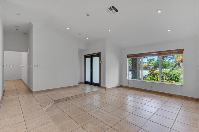 Building Photo - 11728 SW 97th St