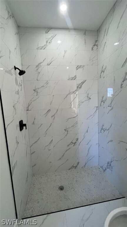 Building Photo - 1009-1011 NE 15th Ln