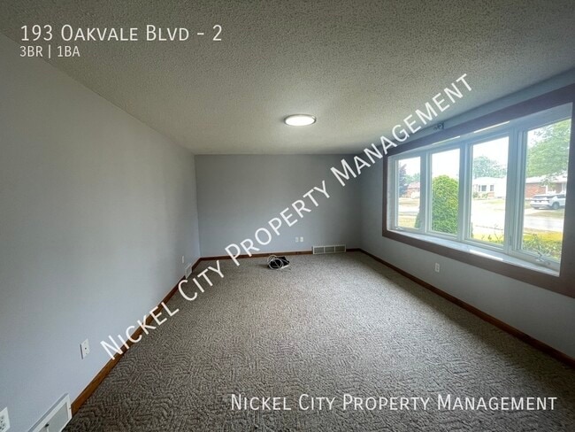 Building Photo - 193 Oakvale Blvd