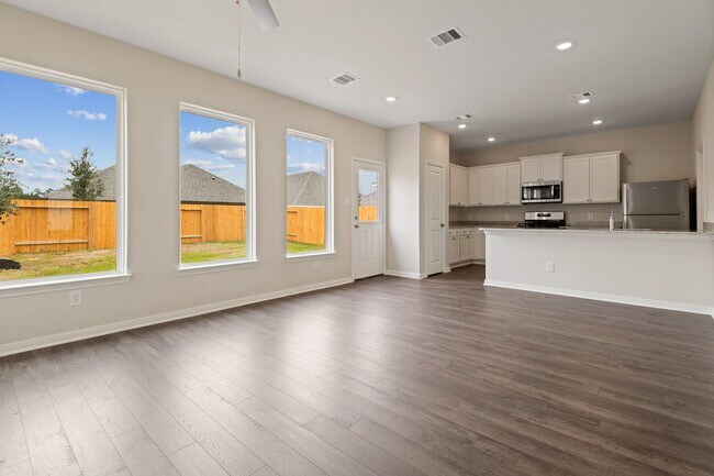 Building Photo - 21691 Lotus Elm St