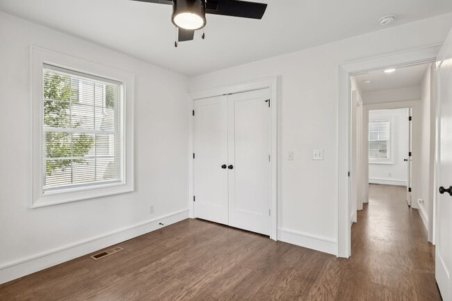 Building Photo - 1615 Cahal Ave