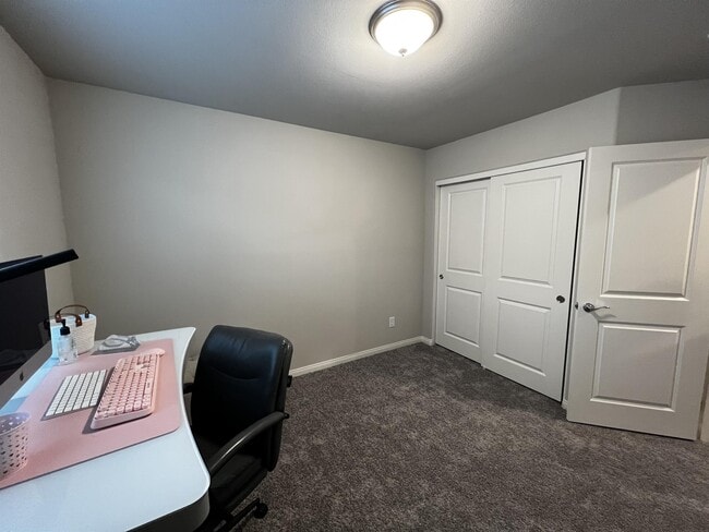 Building Photo - 5204 Sunstone Mesa Dr