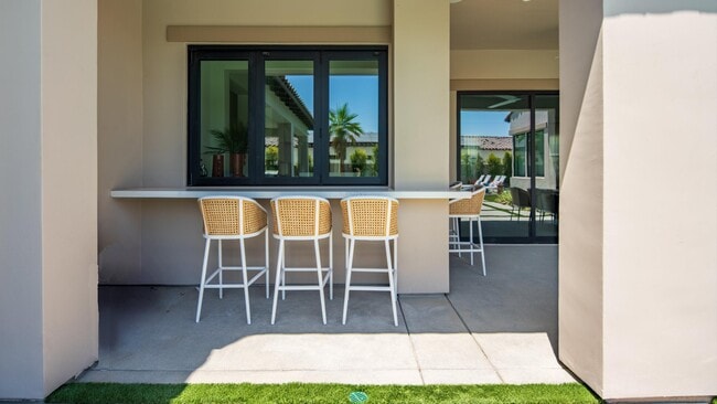 Building Photo - 75147 Palisades Pl