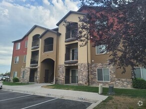 Building Photo - Pleasant Grove Condo Available Now!