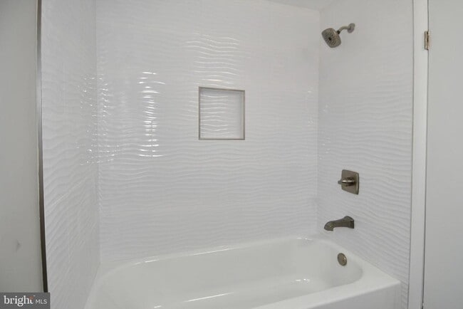 Building Photo - 3811 Forestdale Ave