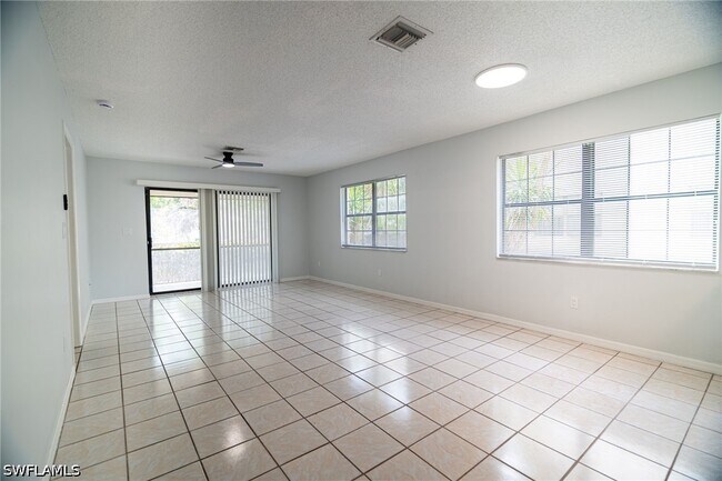 Building Photo - 5254 Treetops Dr