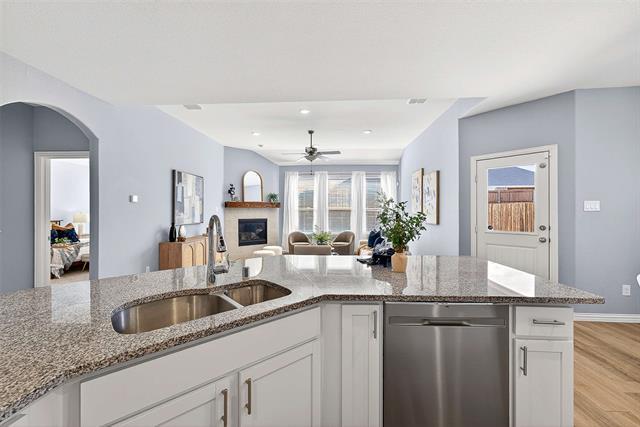 Building Photo - 1356 Francesca Dr