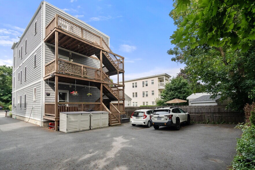 Building Photo - 74 Brookley Rd