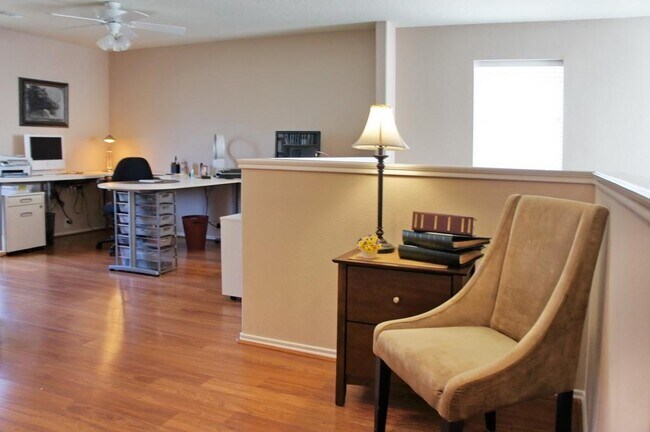 Building Photo - 13600 Breton Ridge St