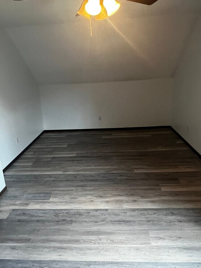 1st bedroom. - 5341 SW 15th Ct