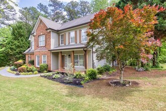 Building Photo - 2239 Woodbriar Dr