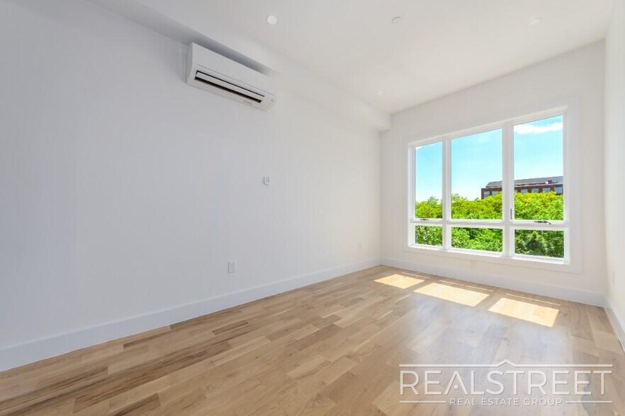 Building Photo - Brand New Residences with Modern Finishes ...