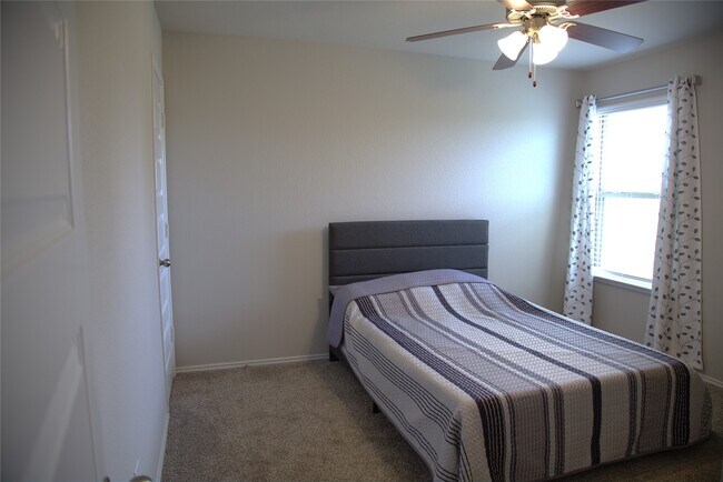 Building Photo - 1719 Chase Anchor Ct