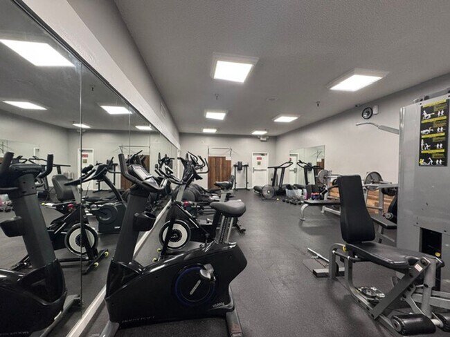 Building Photo - 576 N Bellflower Blvd