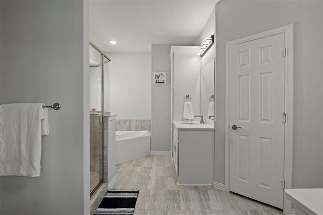 Building Photo - 1708 Ordonez Dr