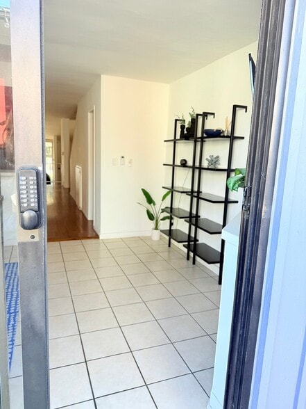 Building Photo - 5401 Slauson Ave