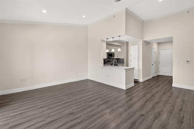 Building Photo - 330 Las Colinas Blvd E