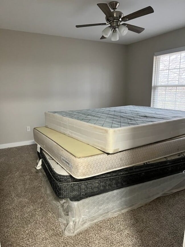 Building Photo - 1805 Dainesway Dr