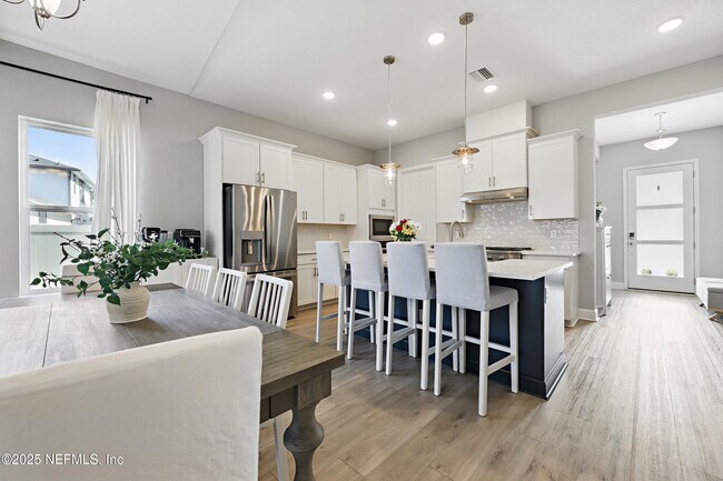 Building Photo - 11245 Strategy Ct